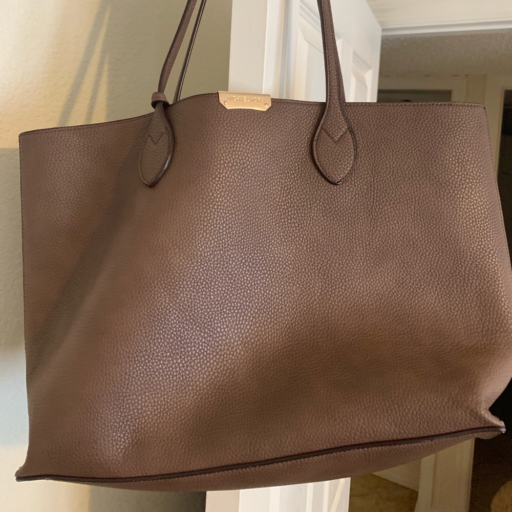 Michael Kors tote